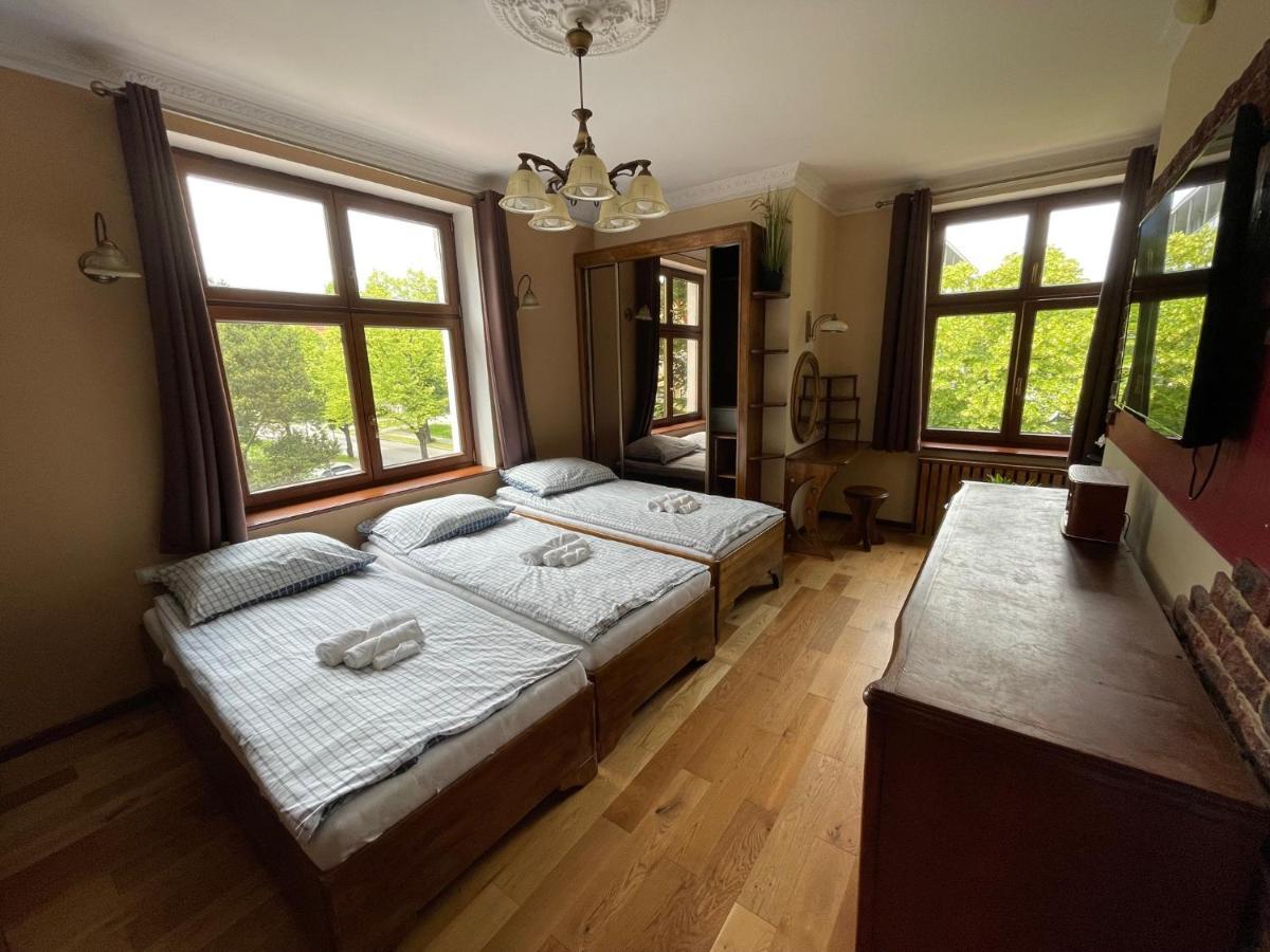 Dworek Oliwski Bed & Breakfast Gdańsk Eksteriør bilde