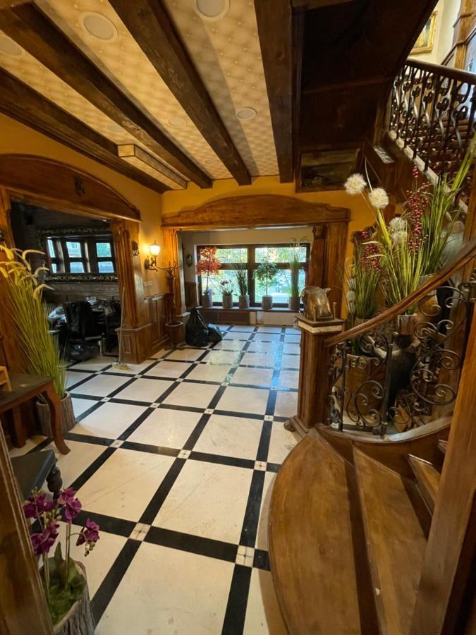 Dworek Oliwski Bed & Breakfast Gdańsk Eksteriør bilde