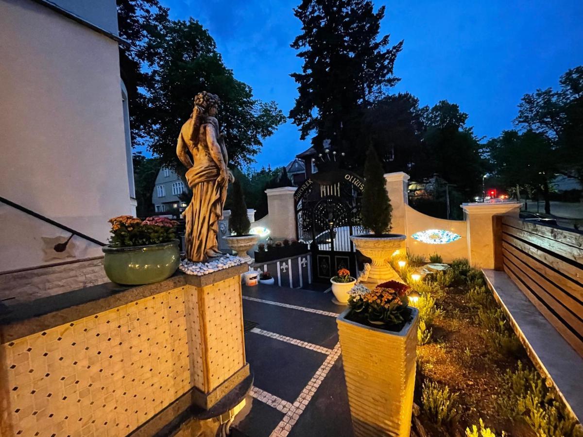 Dworek Oliwski Bed & Breakfast Gdańsk Eksteriør bilde
