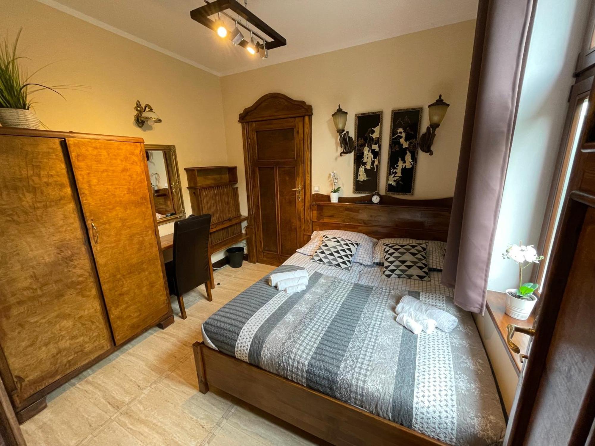 Dworek Oliwski Bed & Breakfast Gdańsk Eksteriør bilde